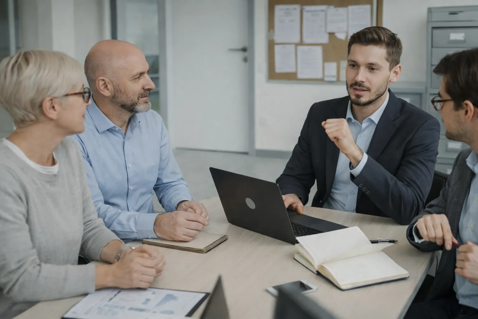Heller, freundlicher Arbeitsplatz